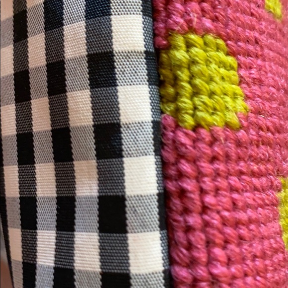 Clever Carriage Makeup 💄 Bag - Picture 6 of 9